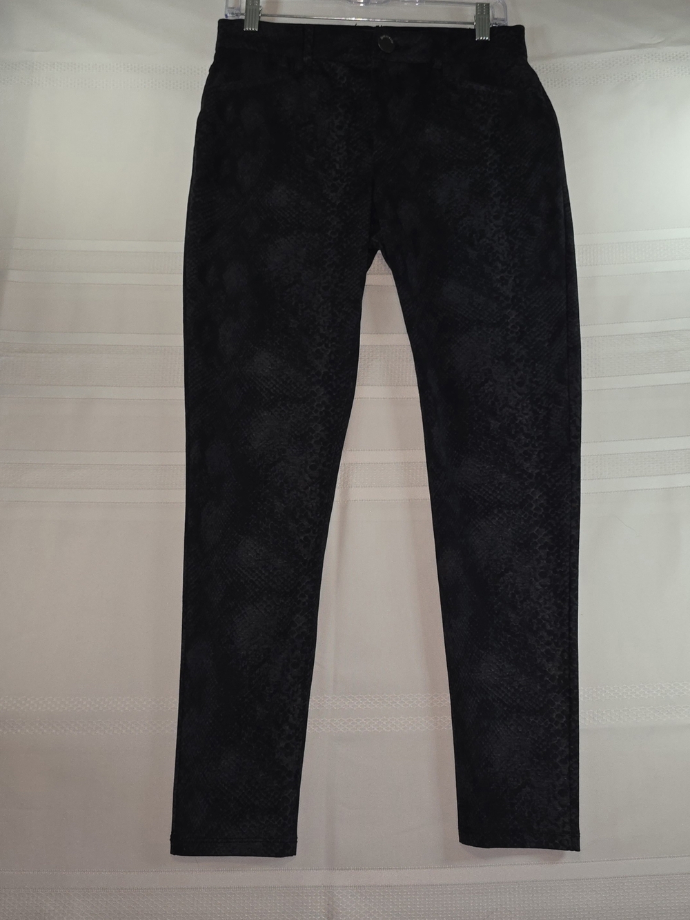 Democracy Black Snake-Print Skinny Pants